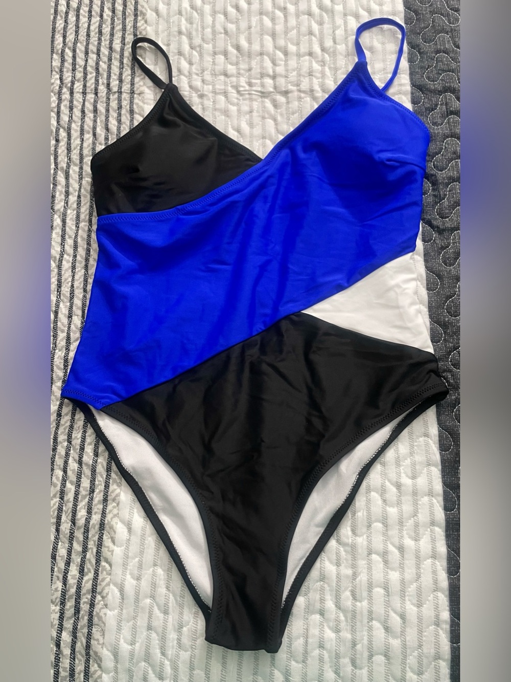 Amazon Women's Colorblock One-Piece Swimsuit in Black, Royal Blue, White - NWOT